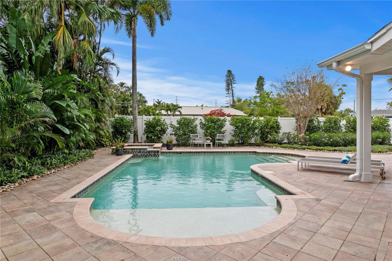 111 Estado Way Ne, Saint Petersburg, FL 33704 Photo