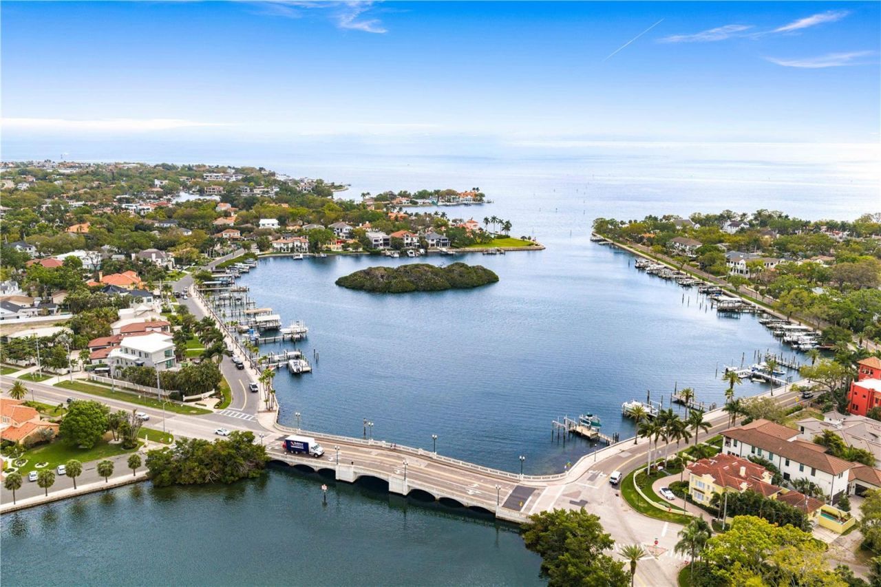 111 Estado Way Ne, Saint Petersburg, FL 33704 Photo