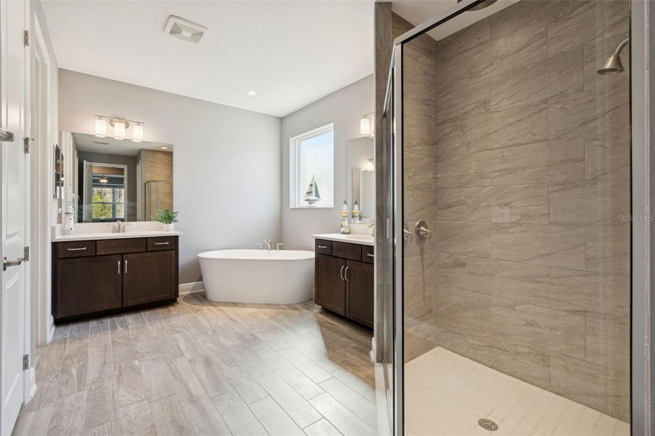 19328 Eagle Creek Lane, Tampa, FL 33647 Photo