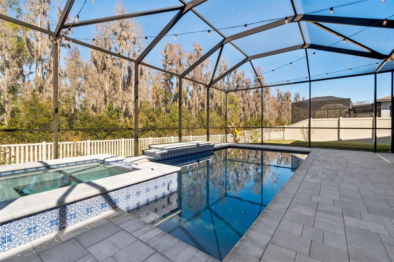 19328 Eagle Creek Lane, Tampa, FL 33647 Photo