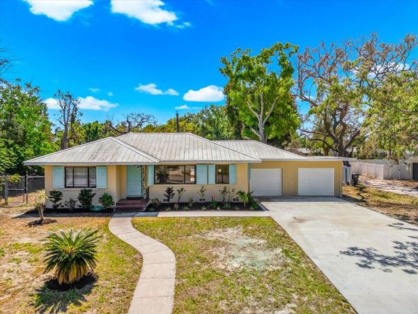 7807 SENRAB DRIVE , BRADENTON, FL 34209