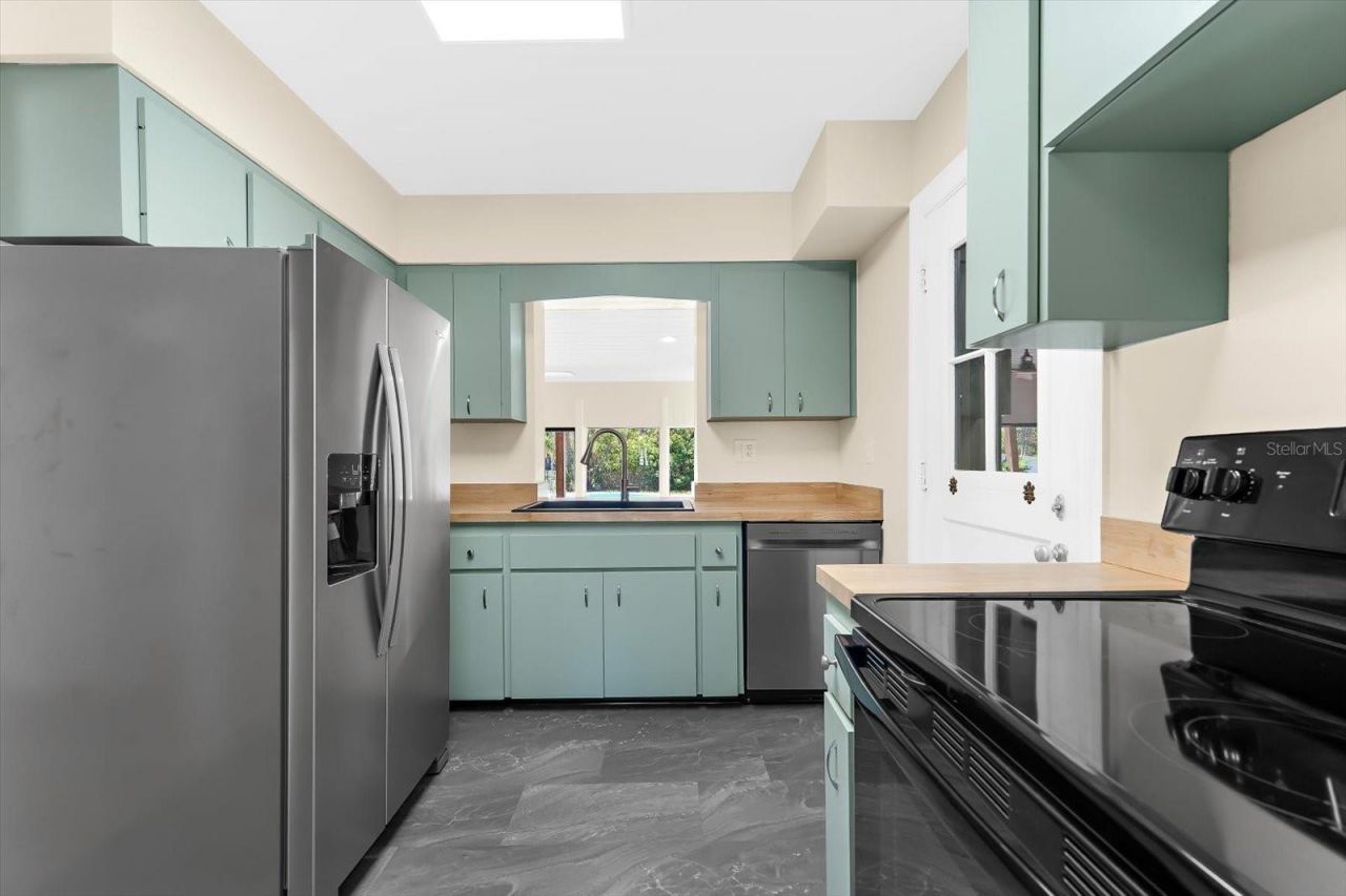 7807 Senrab Drive, Bradenton, FL 34209 Photo