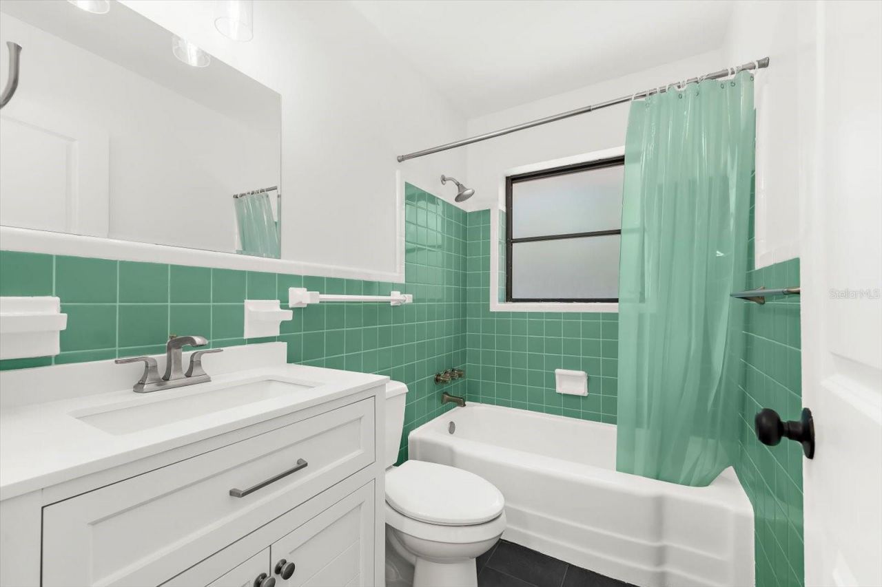 7807 Senrab Drive, Bradenton, FL 34209 Photo