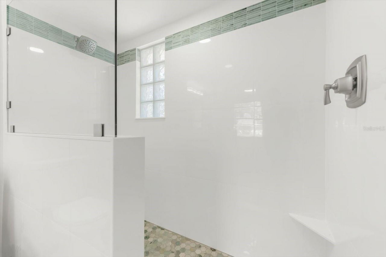 7807 Senrab Drive, Bradenton, FL 34209 Photo