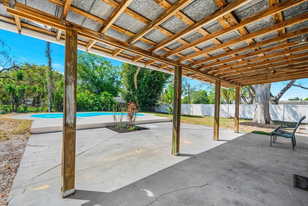 7807 Senrab Drive, Bradenton, FL 34209 Photo