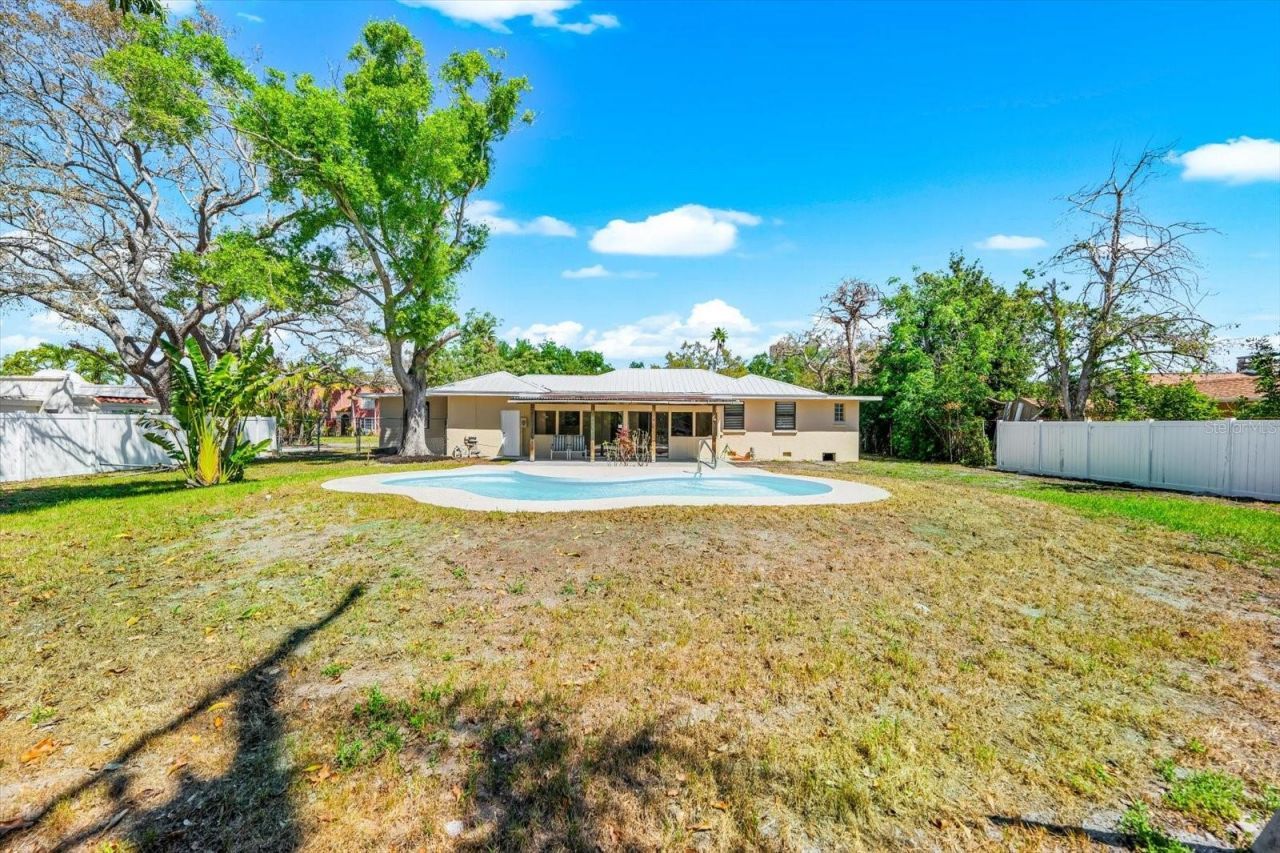 7807 Senrab Drive, Bradenton, FL 34209 Photo