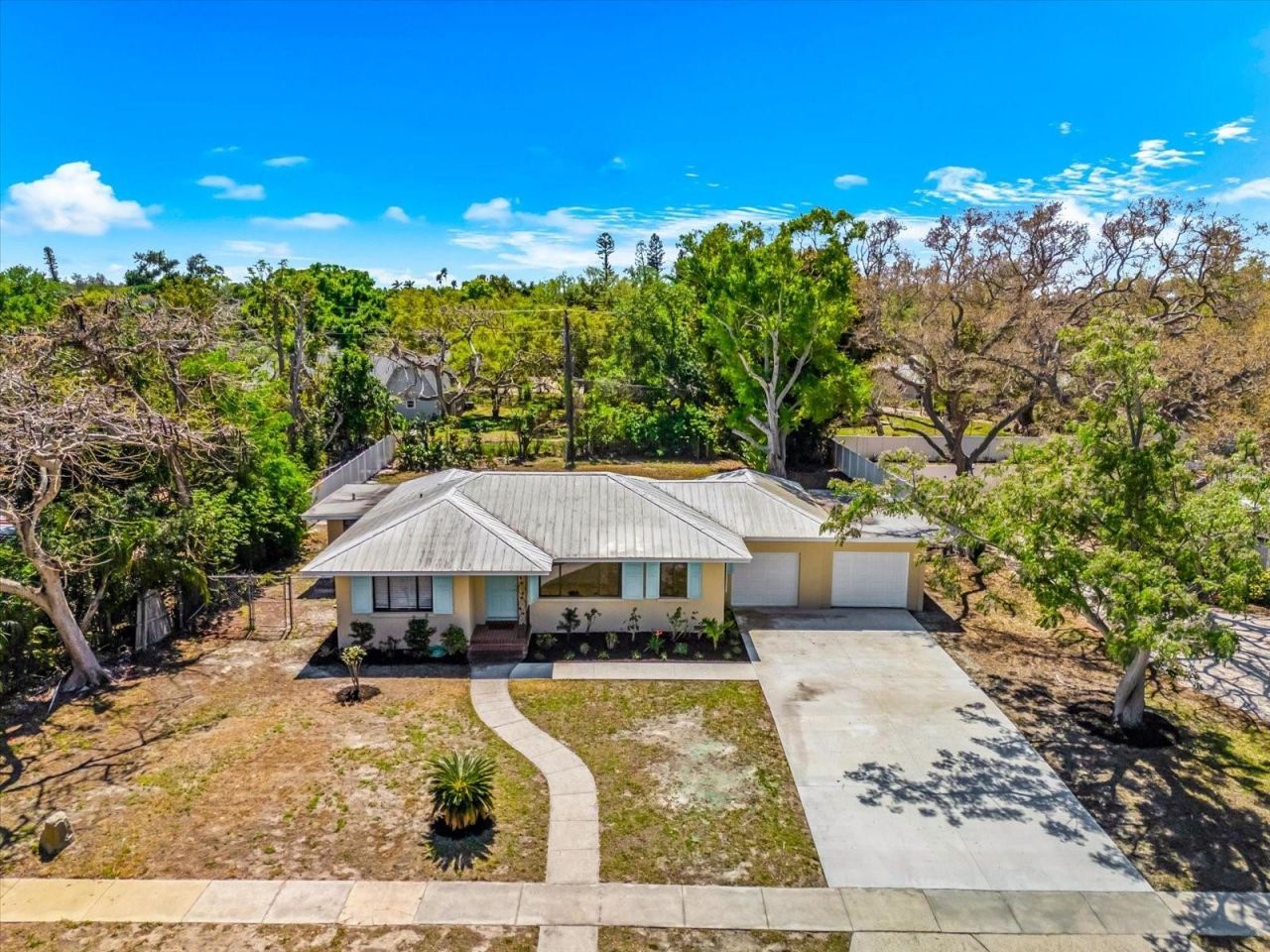 7807 Senrab Drive, Bradenton, FL 34209 Photo