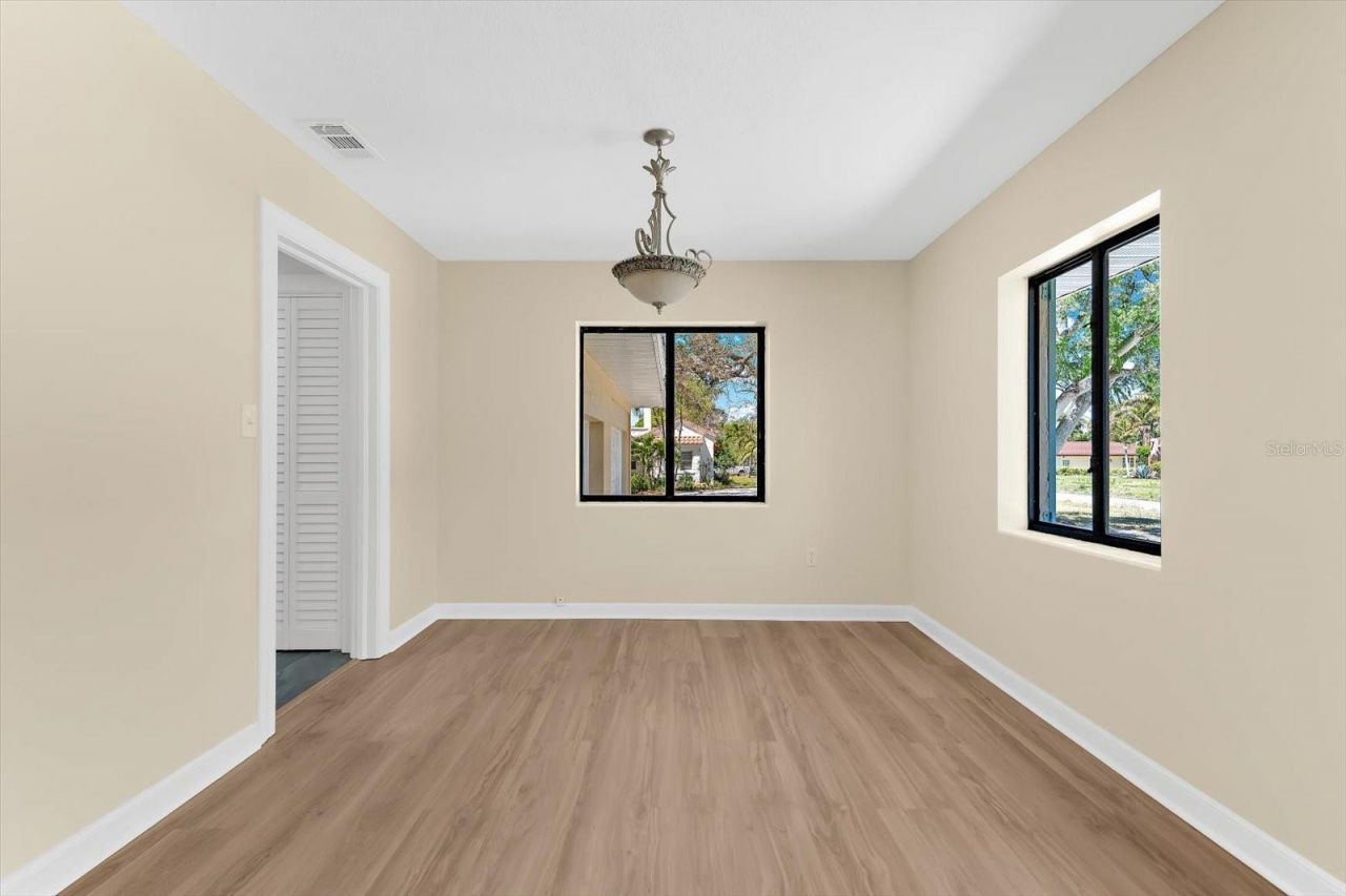 7807 Senrab Drive, Bradenton, FL 34209 Photo