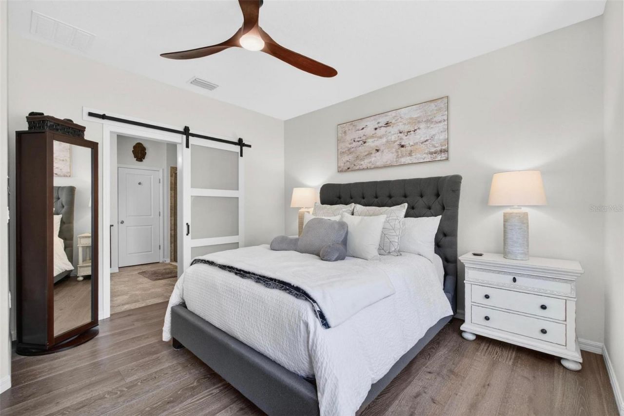 594 52nd Terrace N, Saint Petersburg, FL 33703 Photo