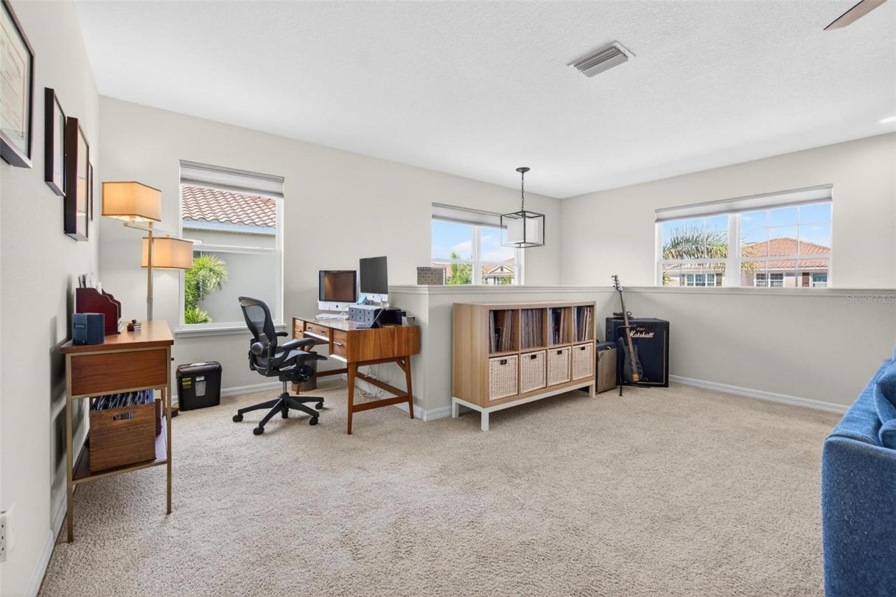 594 52nd Terrace N, Saint Petersburg, FL 33703 Photo