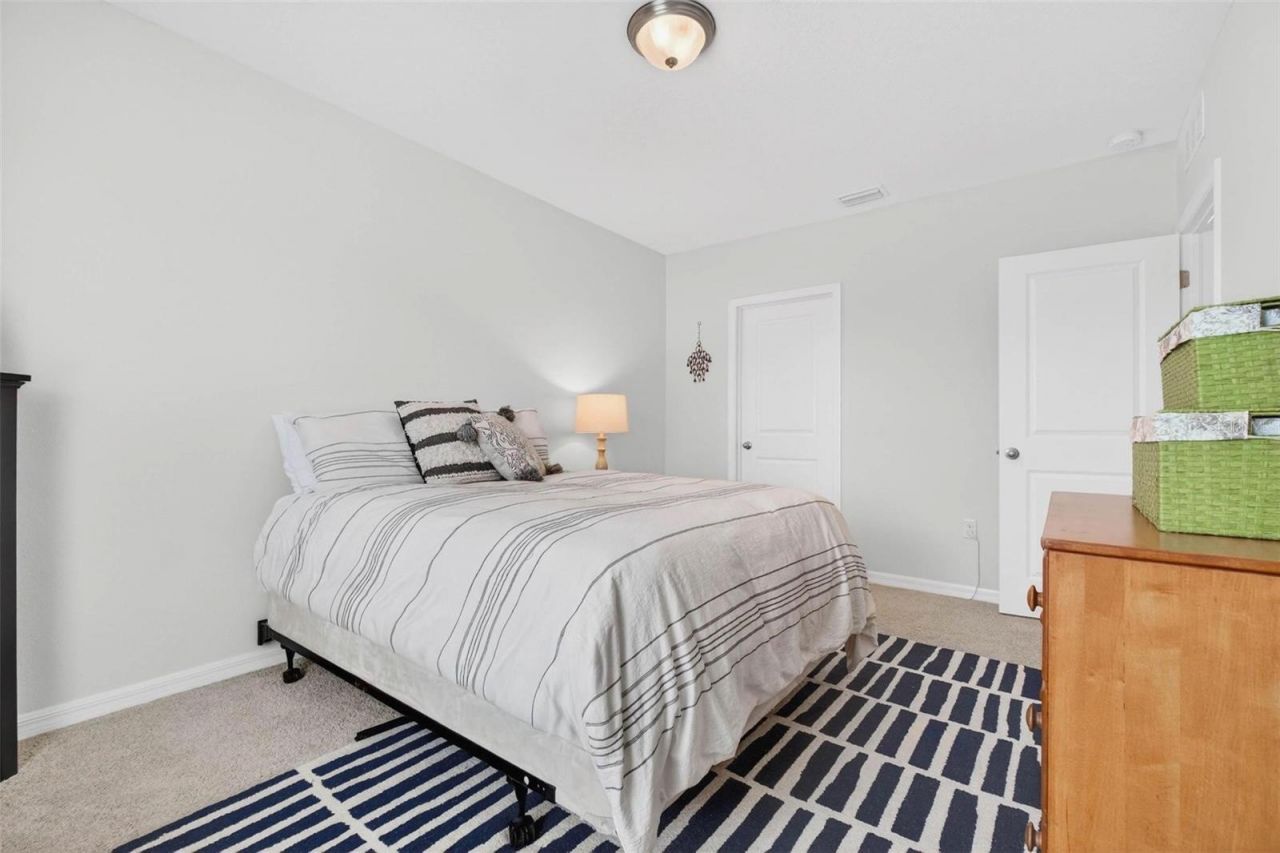 594 52nd Terrace N, Saint Petersburg, FL 33703 Photo