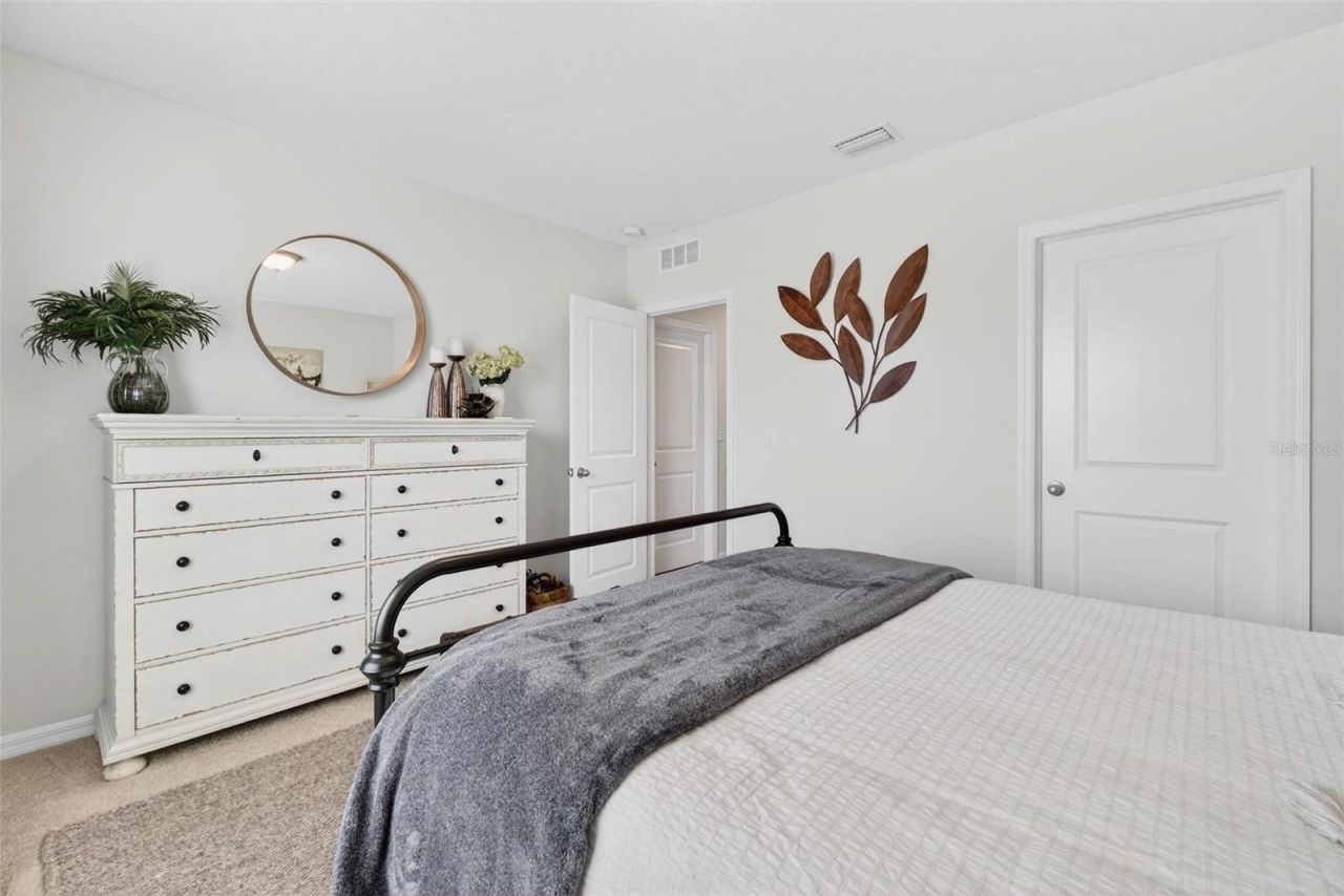 594 52nd Terrace N, Saint Petersburg, FL 33703 Photo