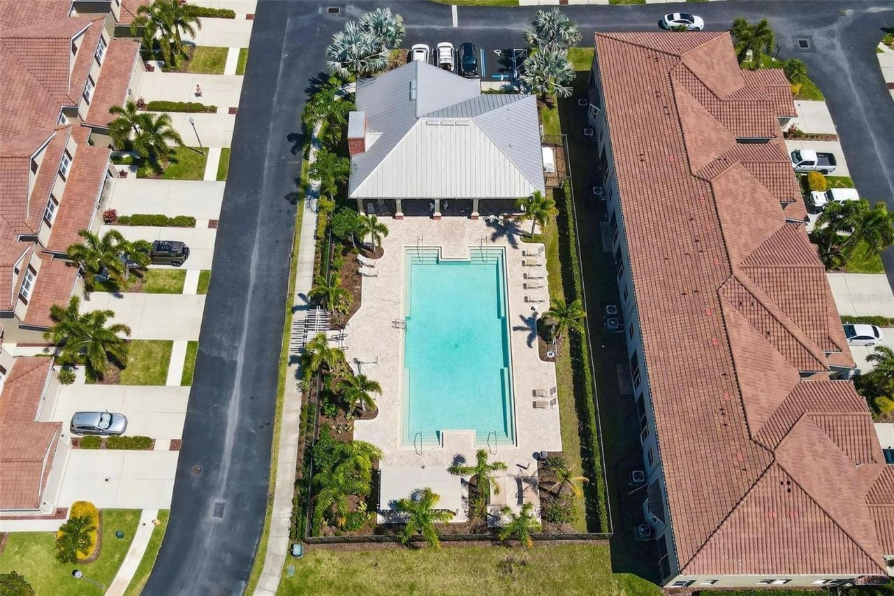 594 52nd Terrace N, Saint Petersburg, FL 33703 Photo