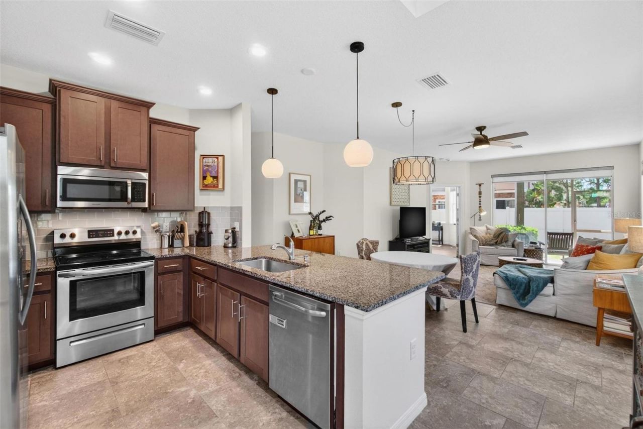 594 52nd Terrace N, Saint Petersburg, FL 33703 Photo