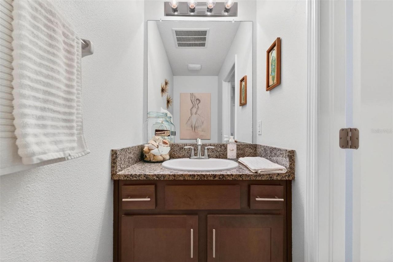 594 52nd Terrace N, Saint Petersburg, FL 33703 Photo