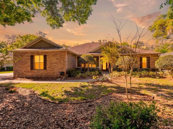 6107 KINGBIRD MANOR DRIVE , LITHIA, FL 33547