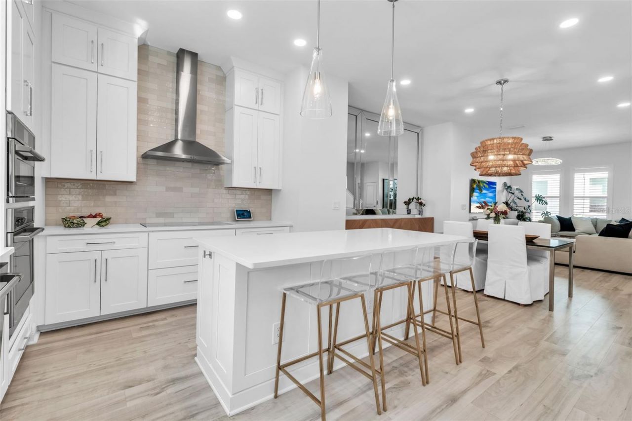 2554 Ruffing Court , Sarasota, FL 34237 Photo