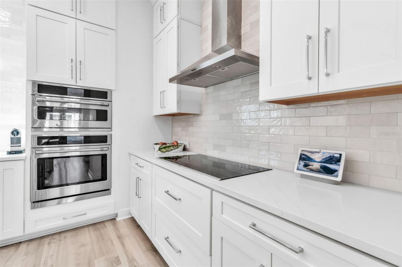 2554 Ruffing Court , Sarasota, FL 34237 Photo