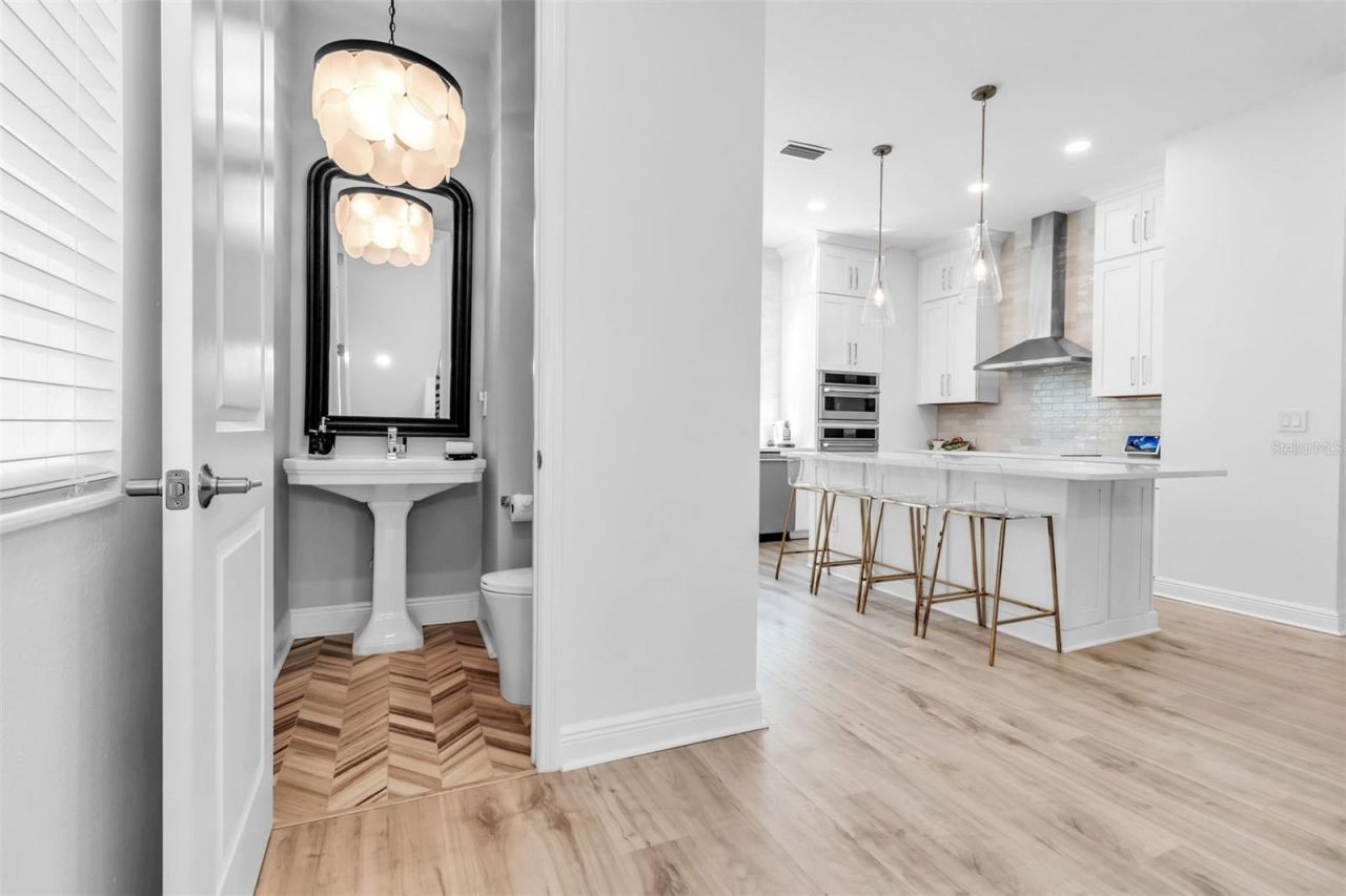 2554 Ruffing Court , Sarasota, FL 34237 Photo