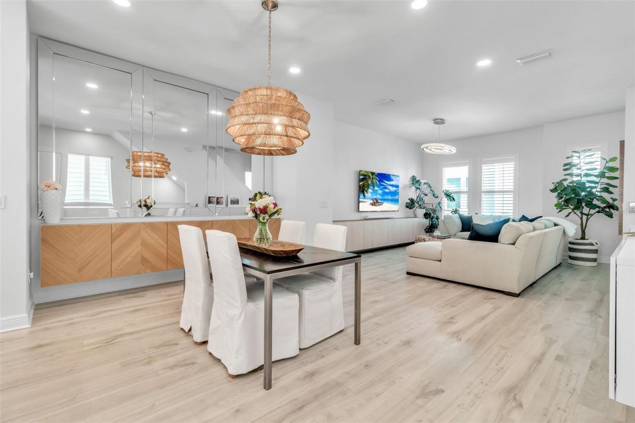 2554 Ruffing Court , Sarasota, FL 34237 Photo