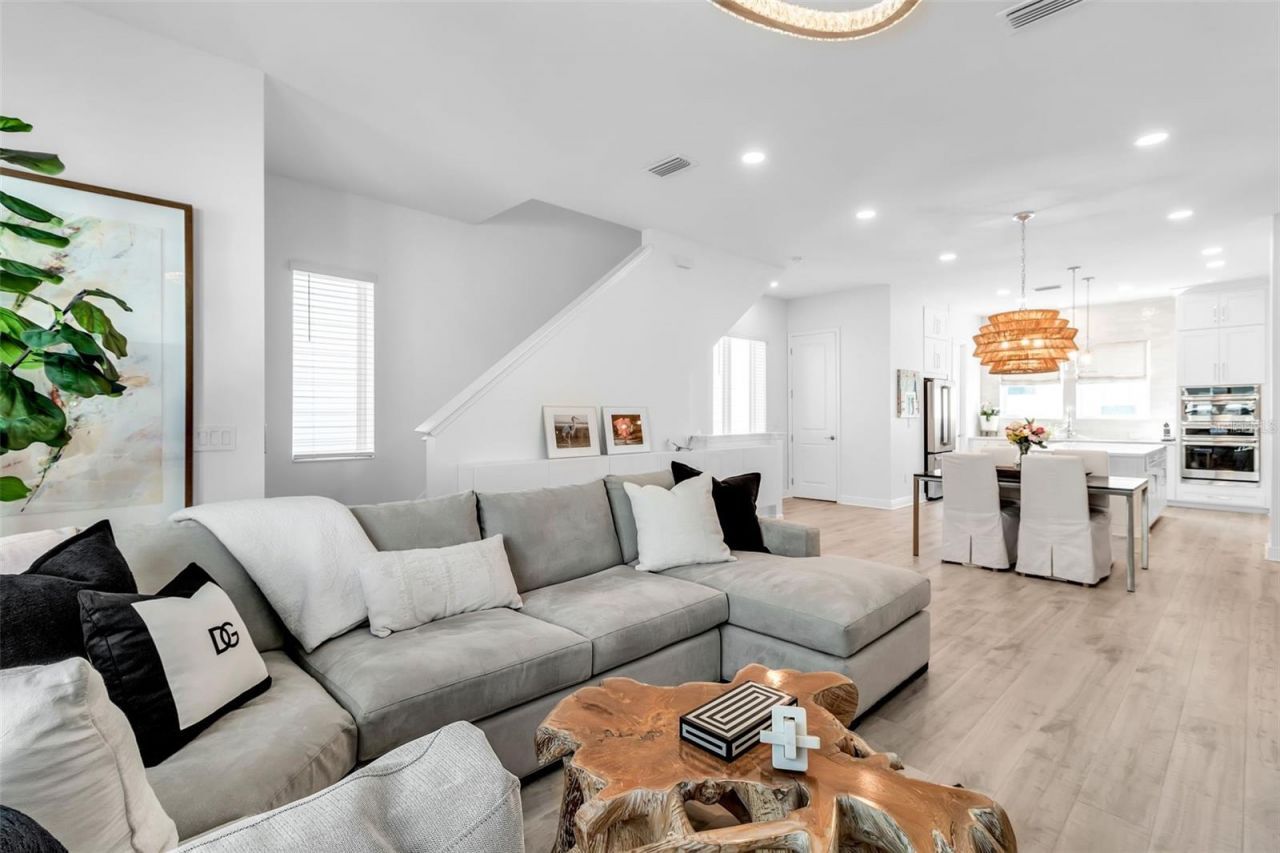 2554 Ruffing Court , Sarasota, FL 34237 Photo