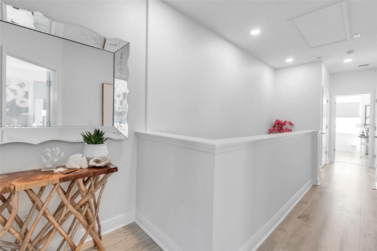 2554 Ruffing Court , Sarasota, FL 34237 Photo