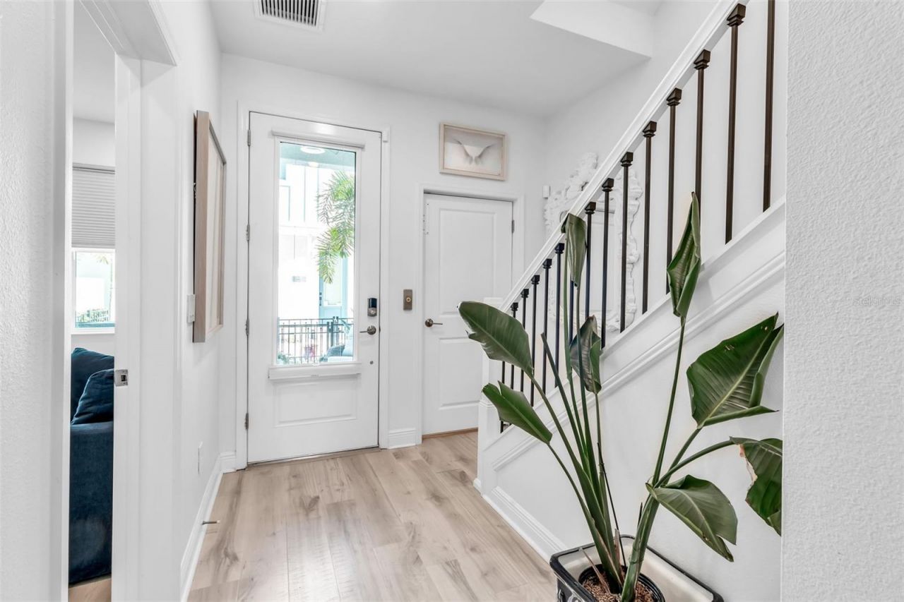 2554 Ruffing Court , Sarasota, FL 34237 Photo