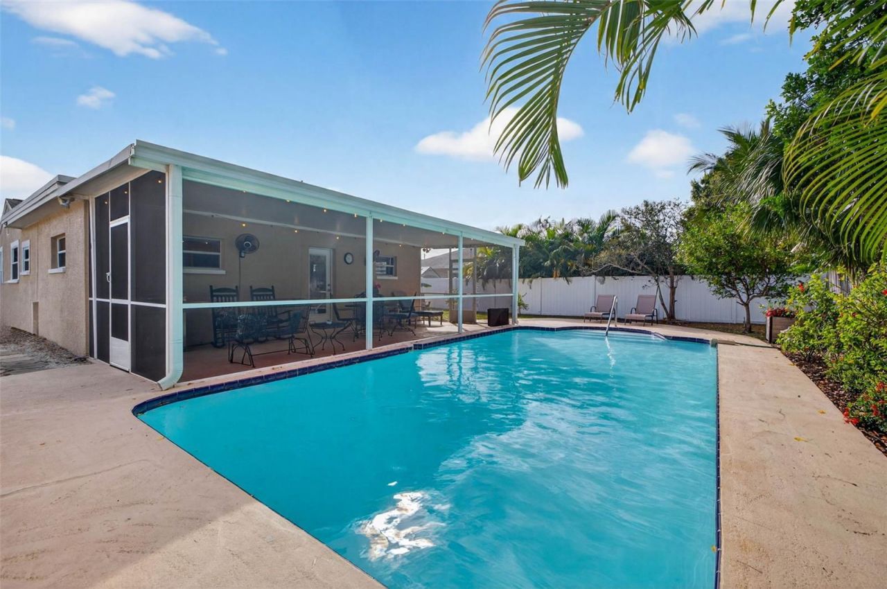 1334 59th Street N, Saint Petersburg, FL 33710 Photo