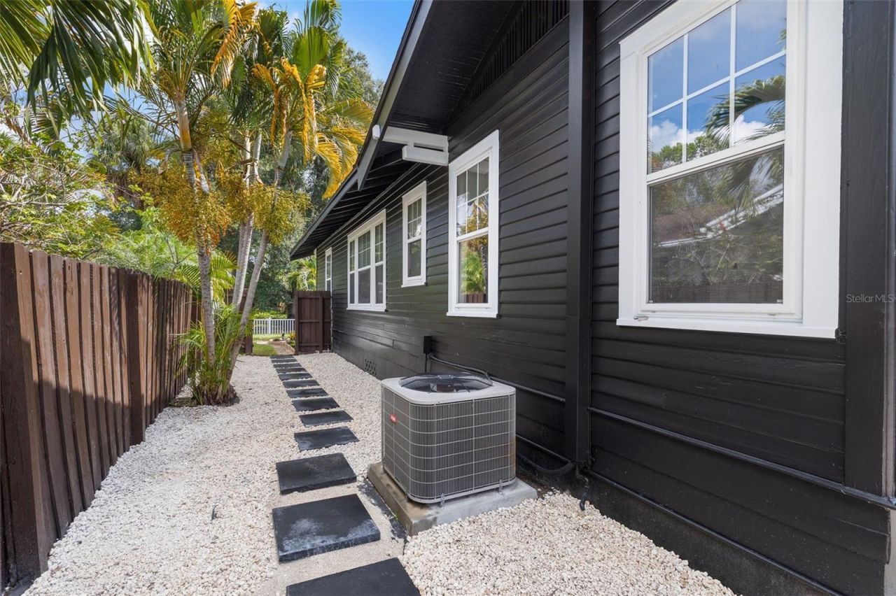 2830 2nd Avenue N, Saint Petersburg, FL 33713 Photo