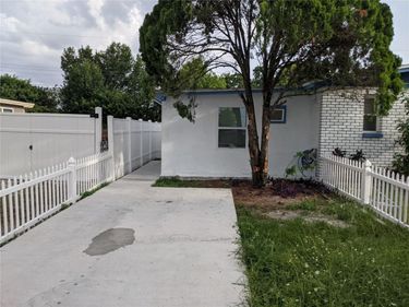 4538 W MINNEHAHA STREET, Unit B, TAMPA, FL 33614