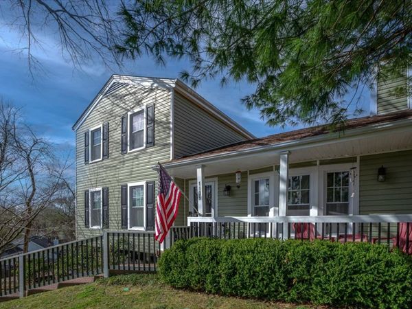 1105 Blythe Ct E, Nashville, TN 37221