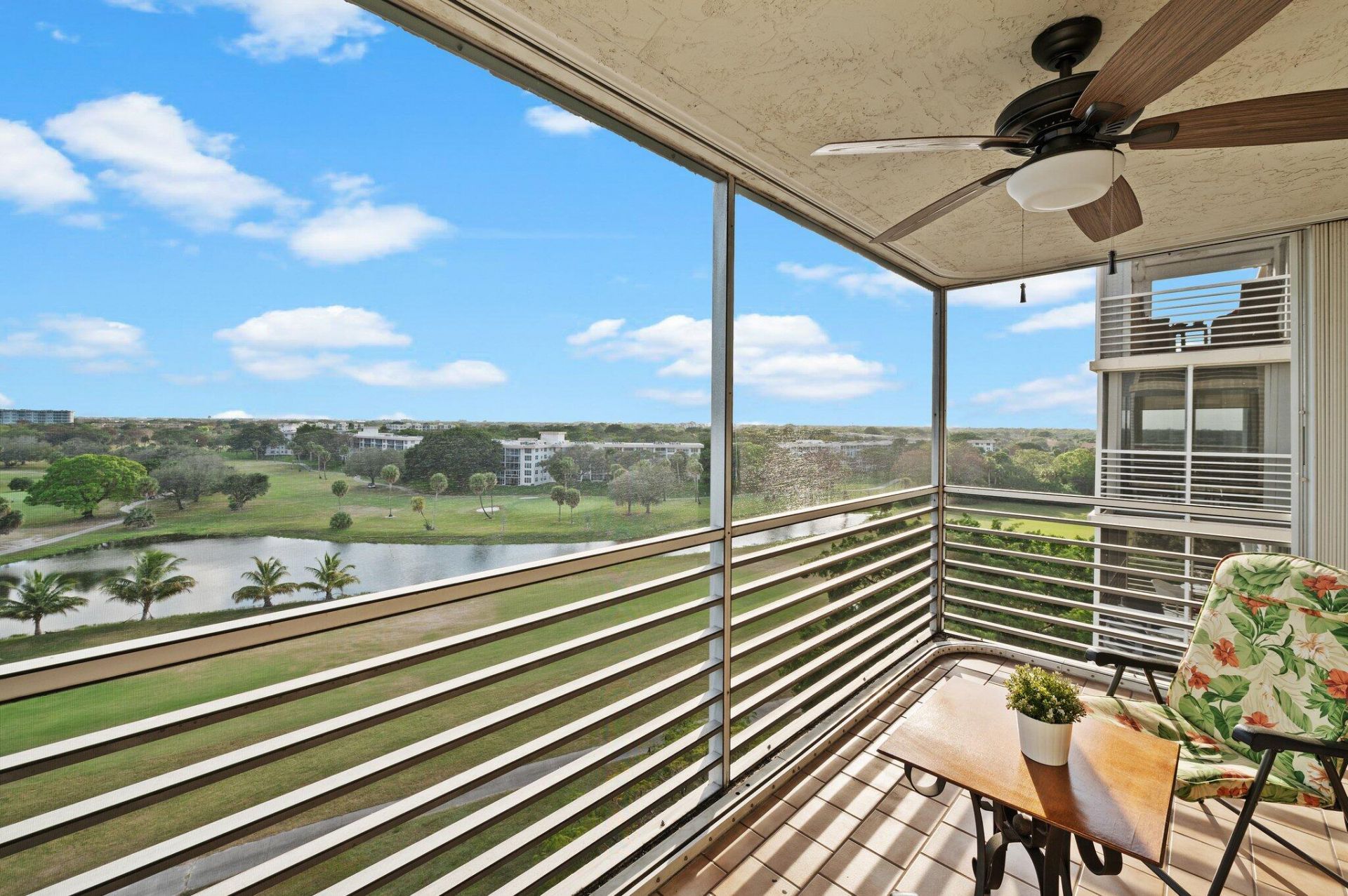 3520 Oaks Way, Unit 903, Pompano Beach, FL 33069 Photo