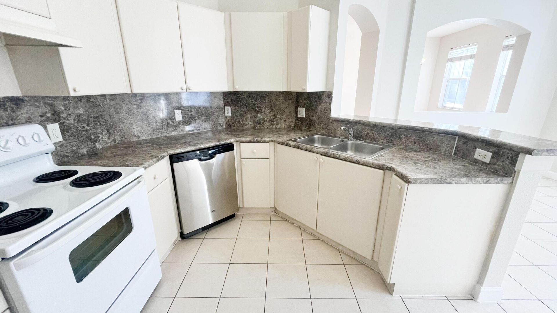 2010 Shoma Drive, West Palm Beach, FL 33414 Photo