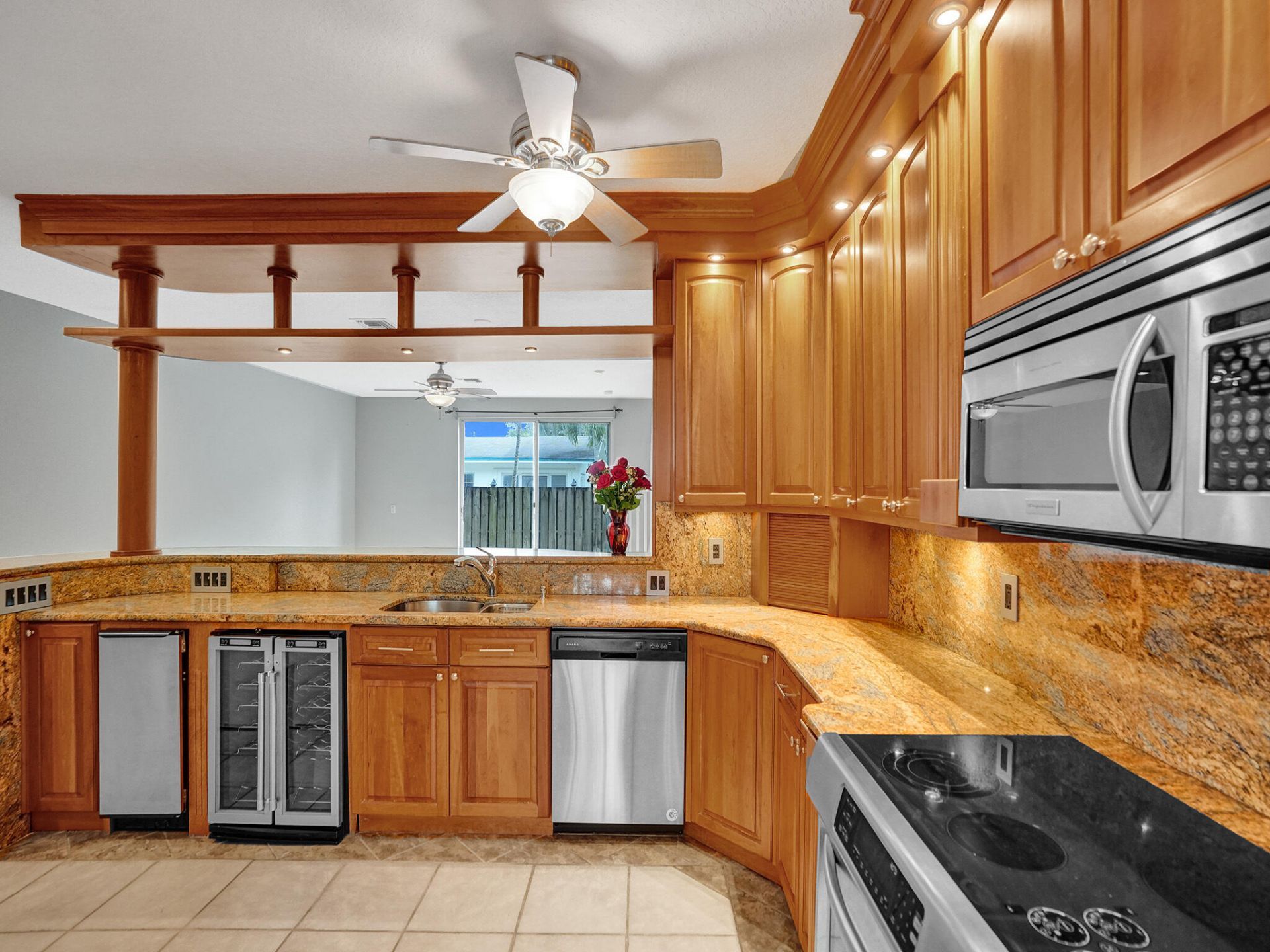 1210 W Las Olas Boulevard, Fort Lauderdale, FL 33312 Photo