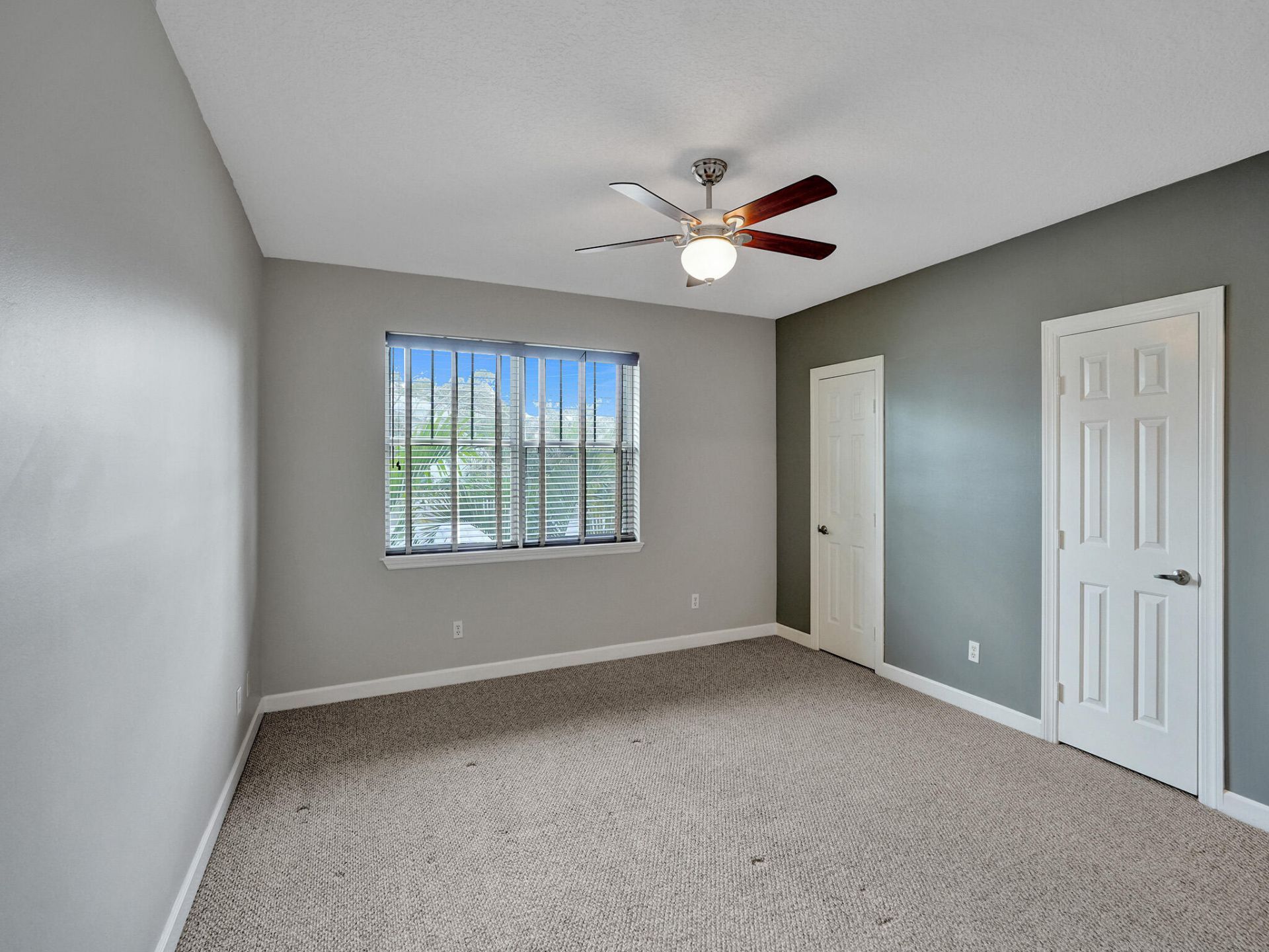 1210 W Las Olas Boulevard, Fort Lauderdale, FL 33312 Photo