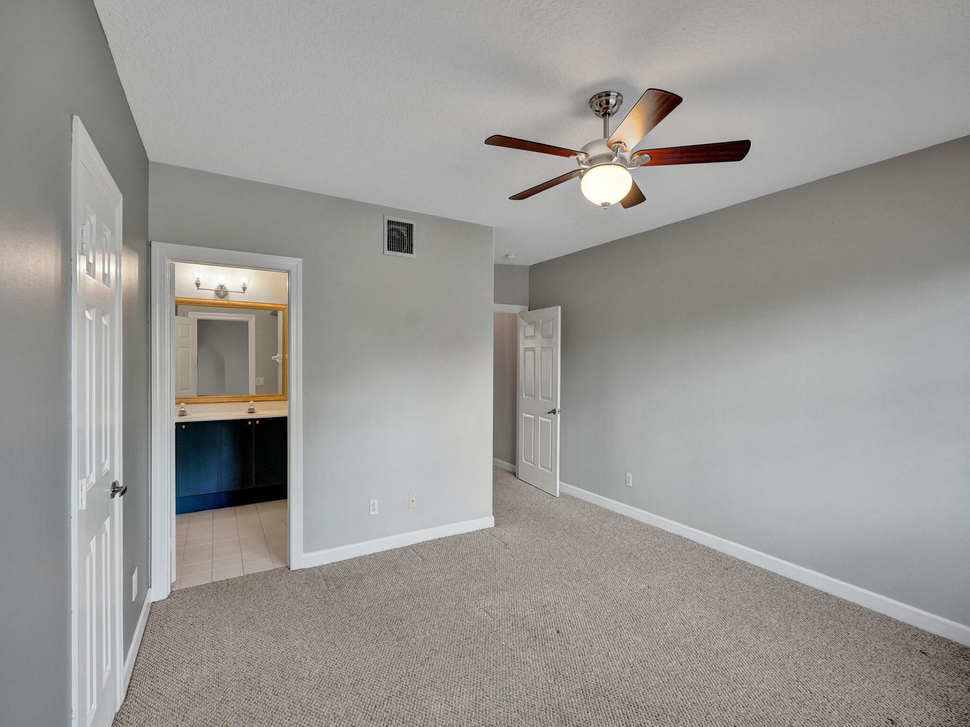 1210 W Las Olas Boulevard, Fort Lauderdale, FL 33312 Photo