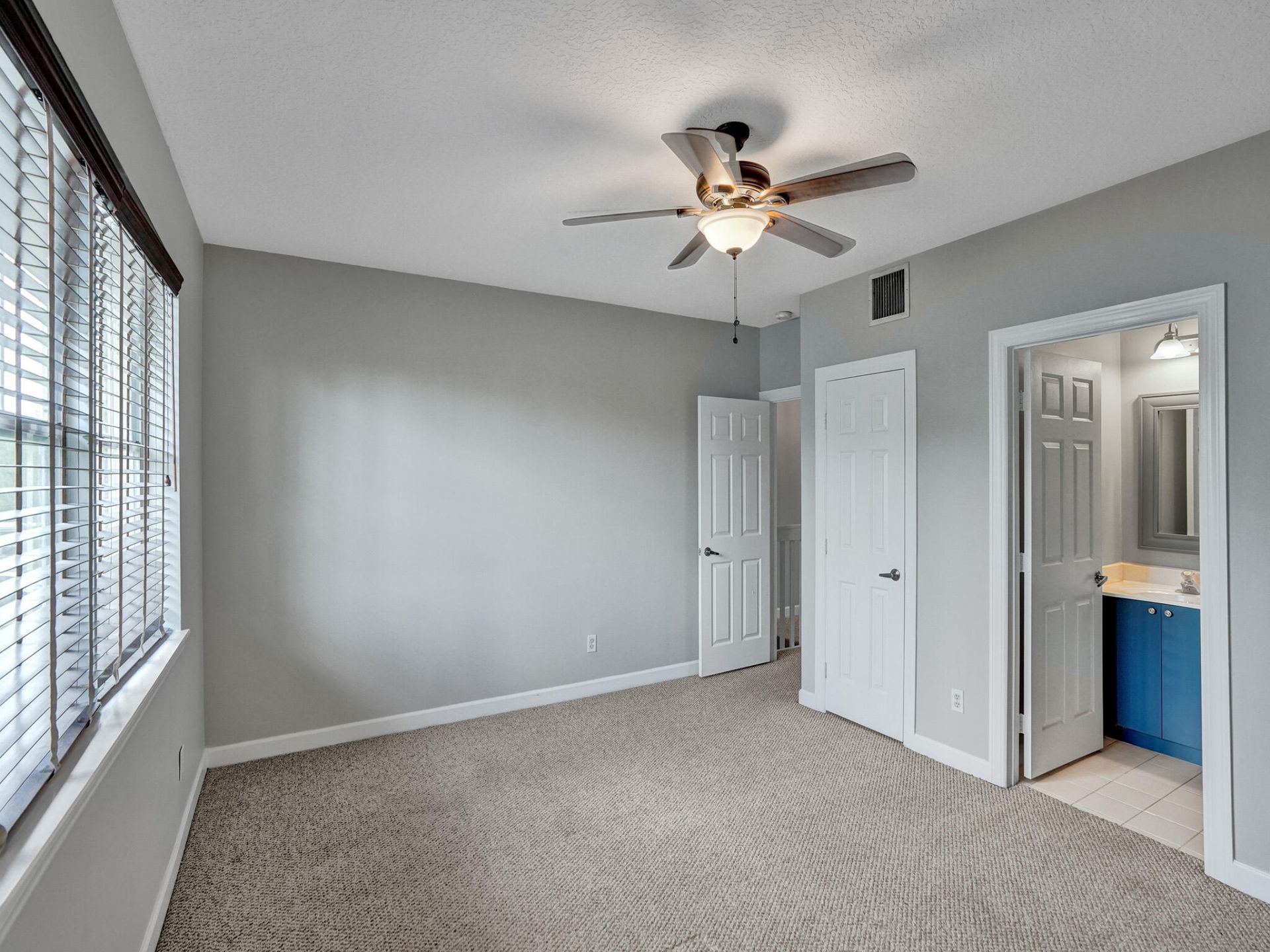 1210 W Las Olas Boulevard, Fort Lauderdale, FL 33312 Photo