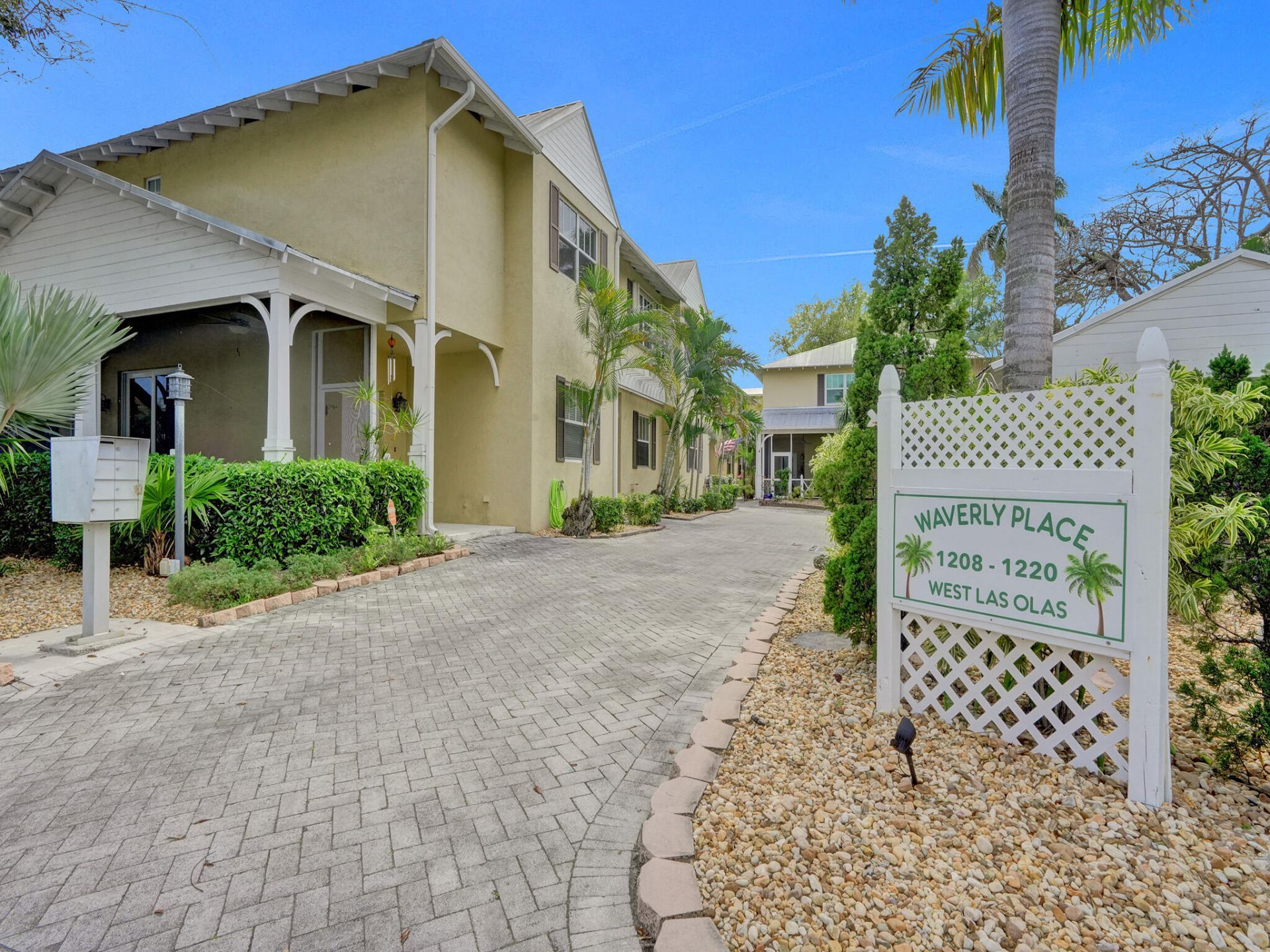 1210 W Las Olas Boulevard, Fort Lauderdale, FL 33312 Photo