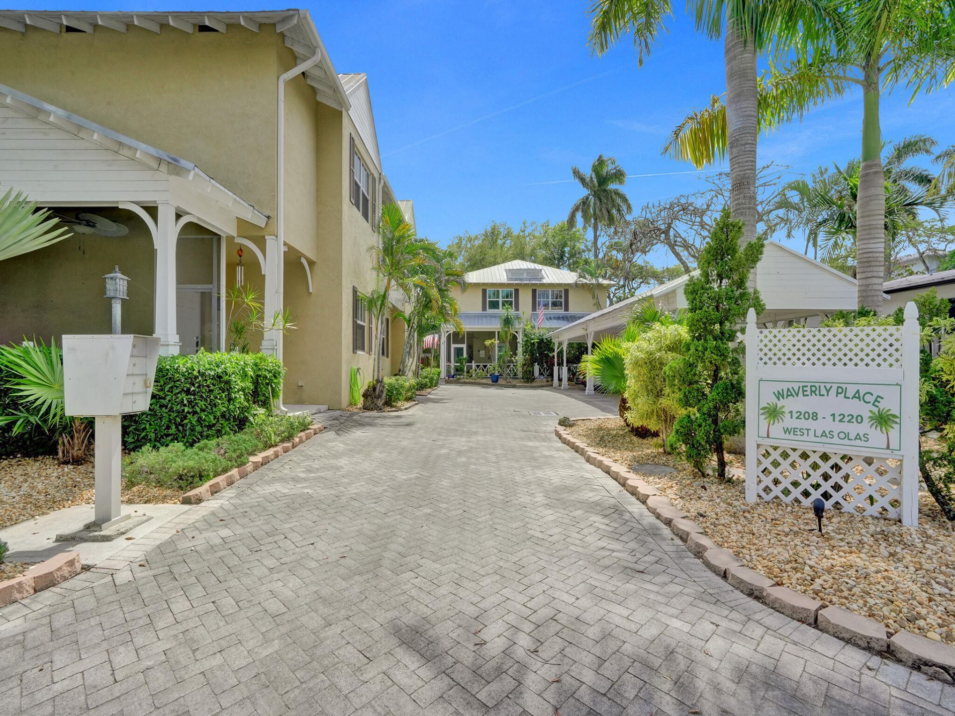 1210 W Las Olas Boulevard, Fort Lauderdale, FL 33312 Photo