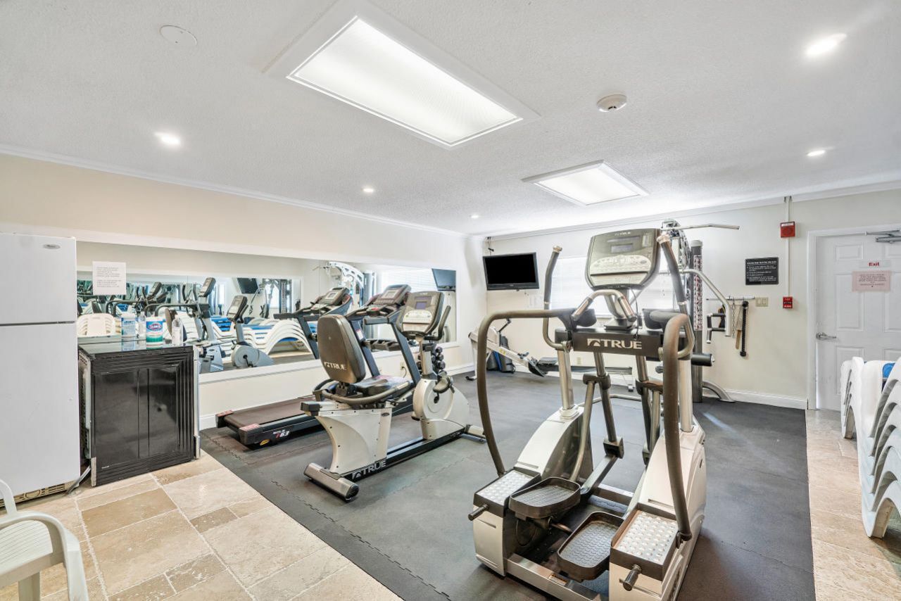 1160 Hillsboro Mile Hillsboro Mile, Unit 201, Hillsboro Beach, FL 33062 Photo