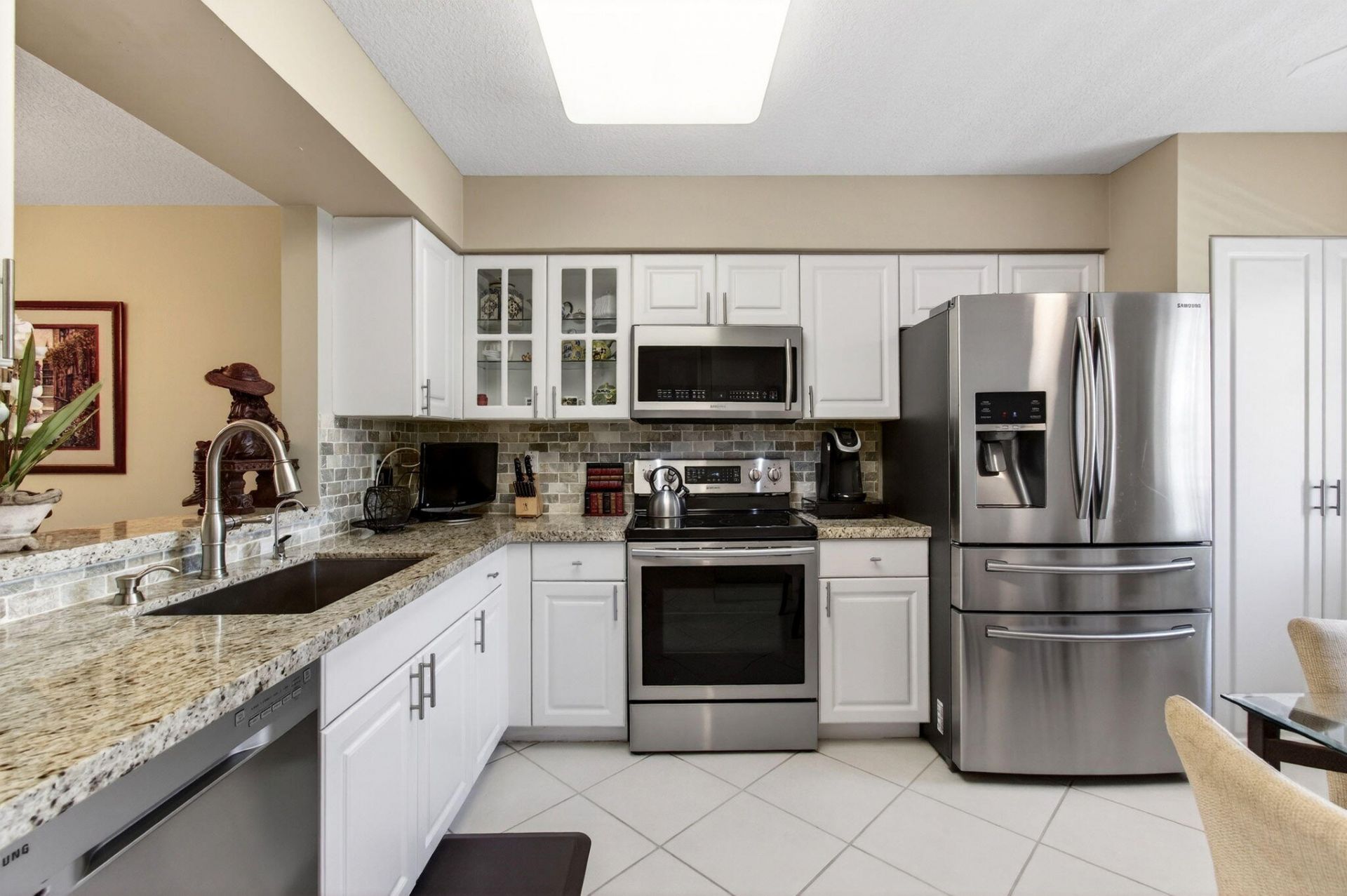 12511 Imperial Isle Drive, Unit 201, Boynton Beach, FL 33437 Photo