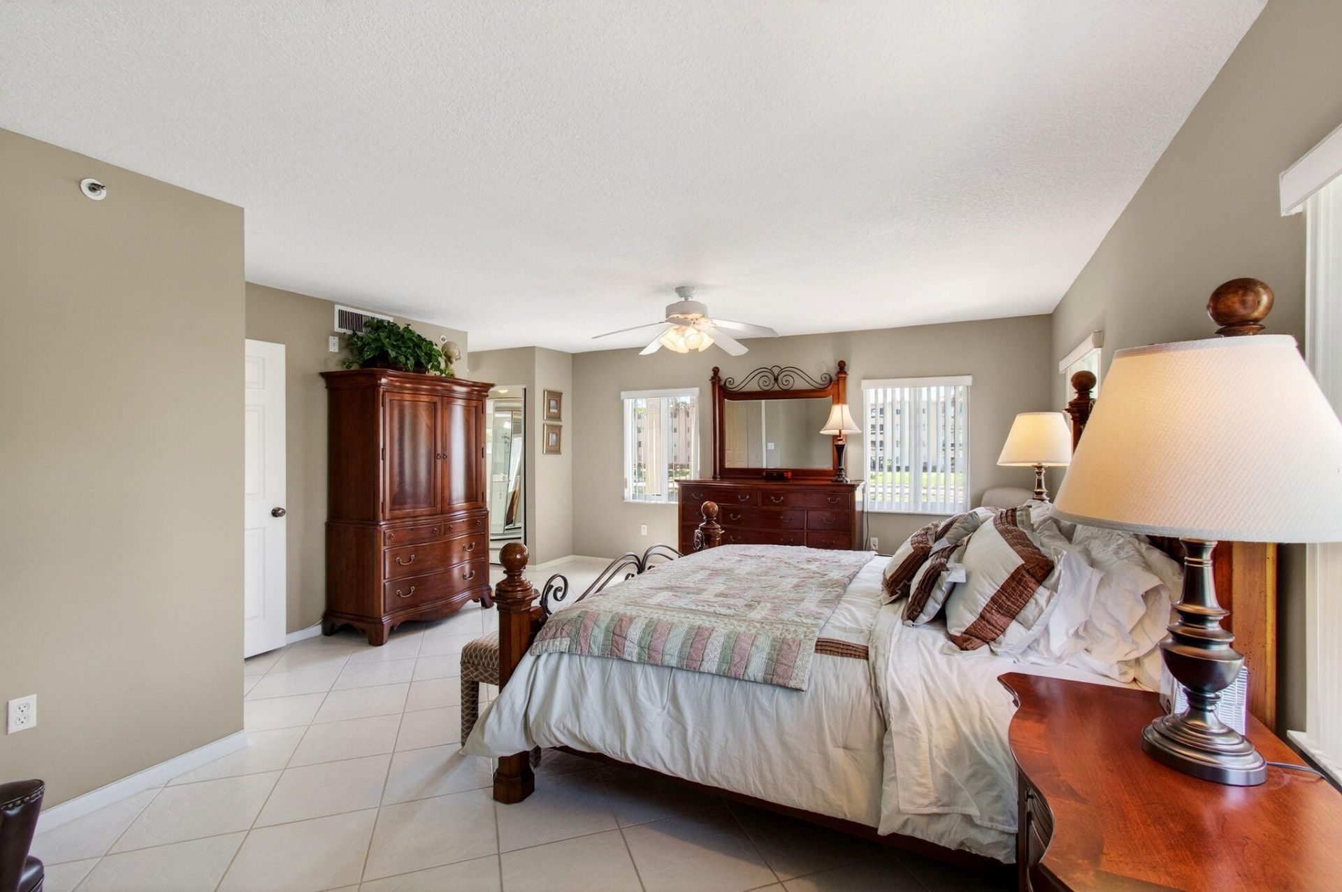 12511 Imperial Isle Drive, Unit 201, Boynton Beach, FL 33437 Photo