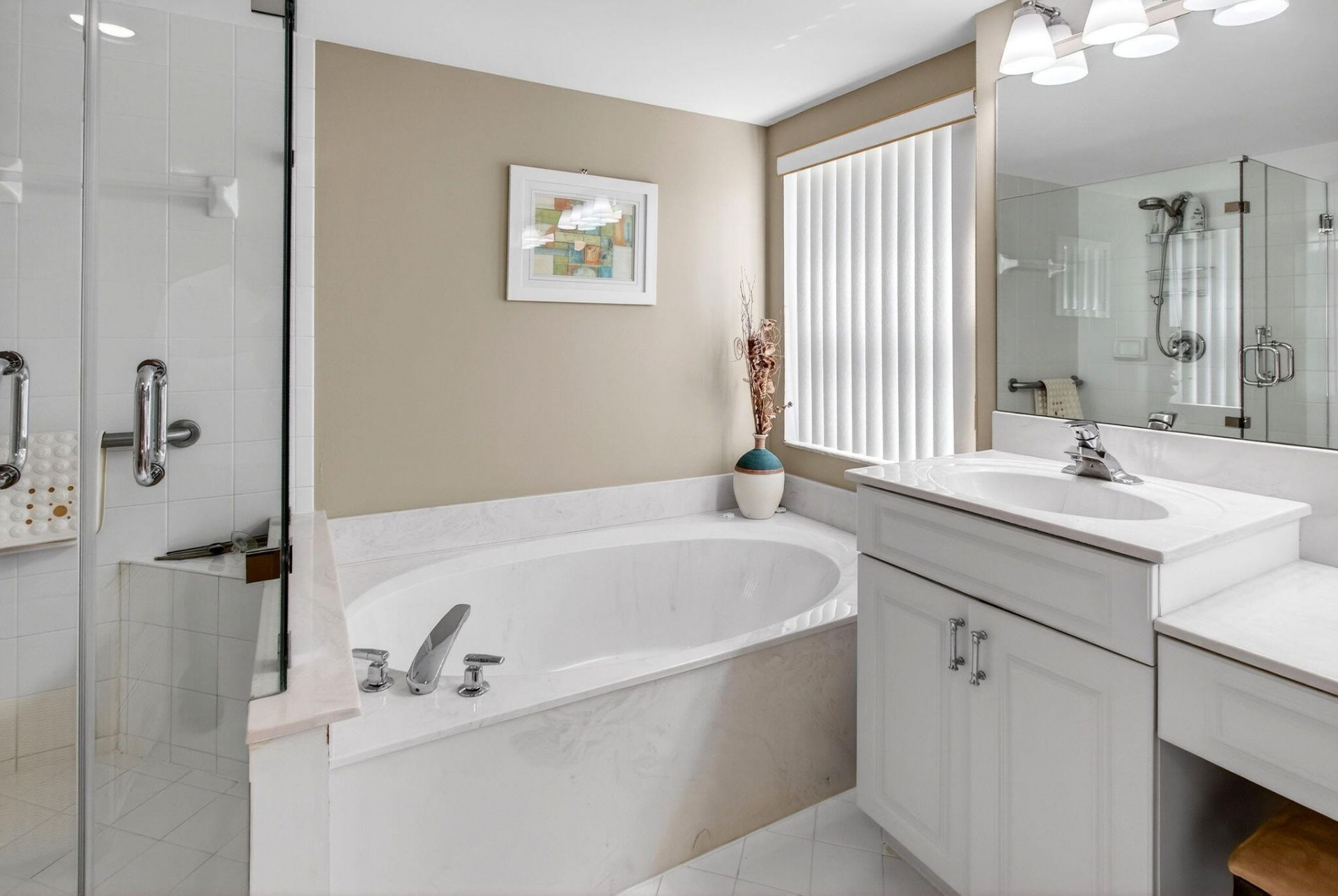 12511 Imperial Isle Drive, Unit 201, Boynton Beach, FL 33437 Photo