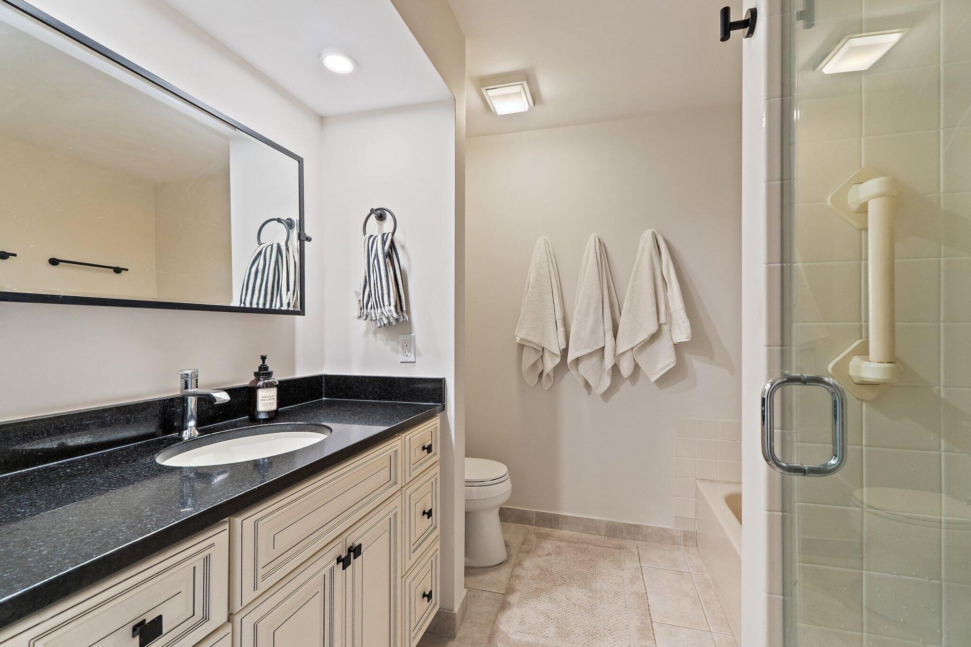 19 Lexington Lane W, Palm Beach Gardens, FL 33418 Photo