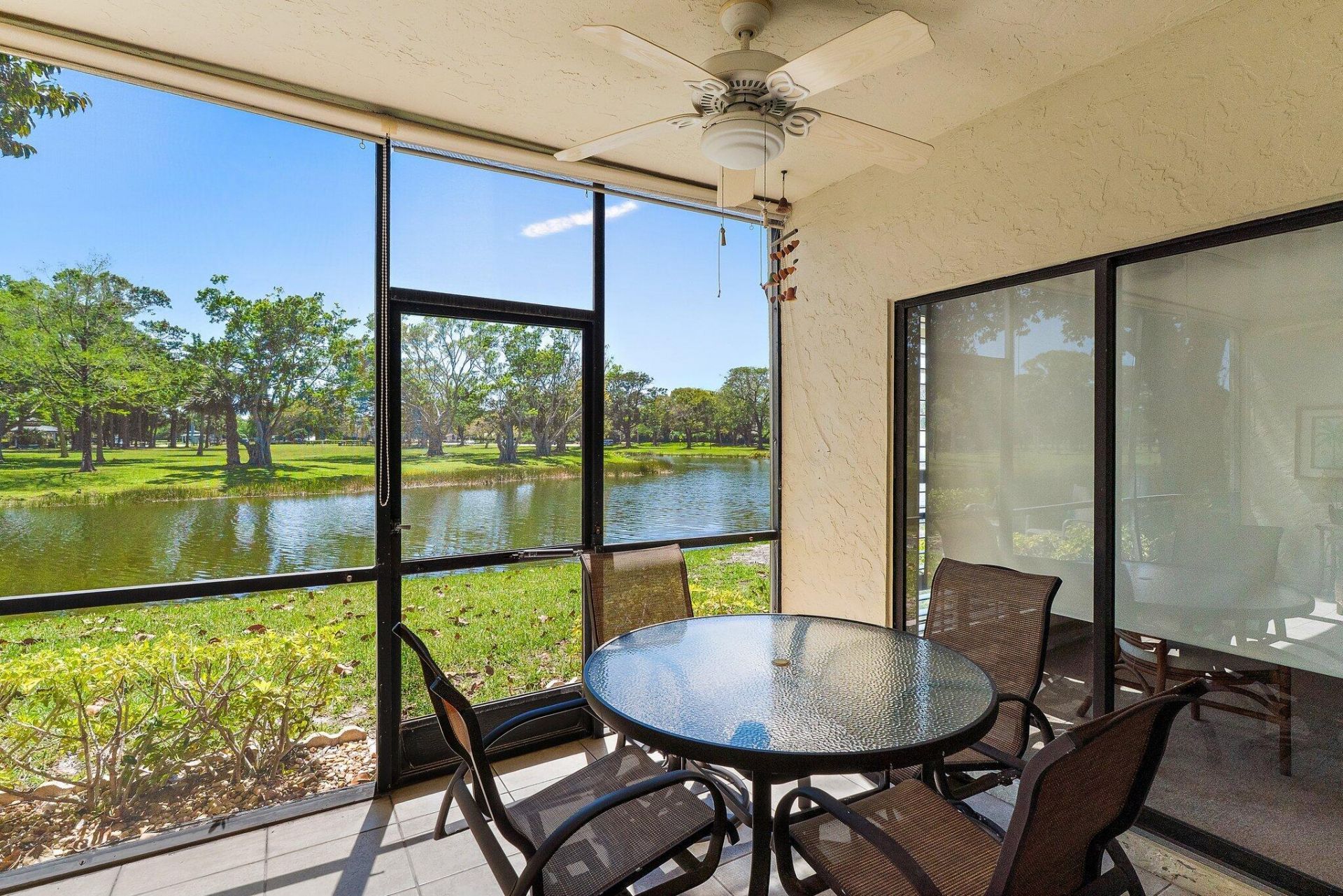 19 Lexington Lane W, Palm Beach Gardens, FL 33418 Photo