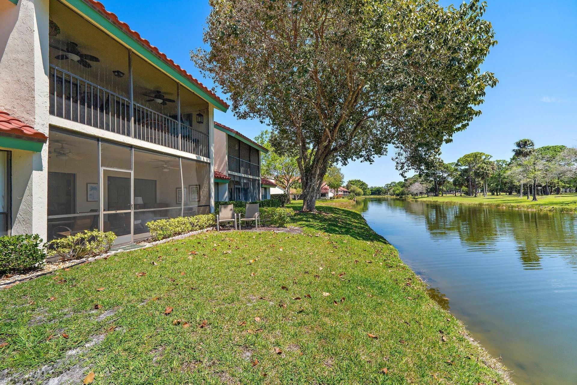 19 Lexington Lane W, Palm Beach Gardens, FL 33418 Photo