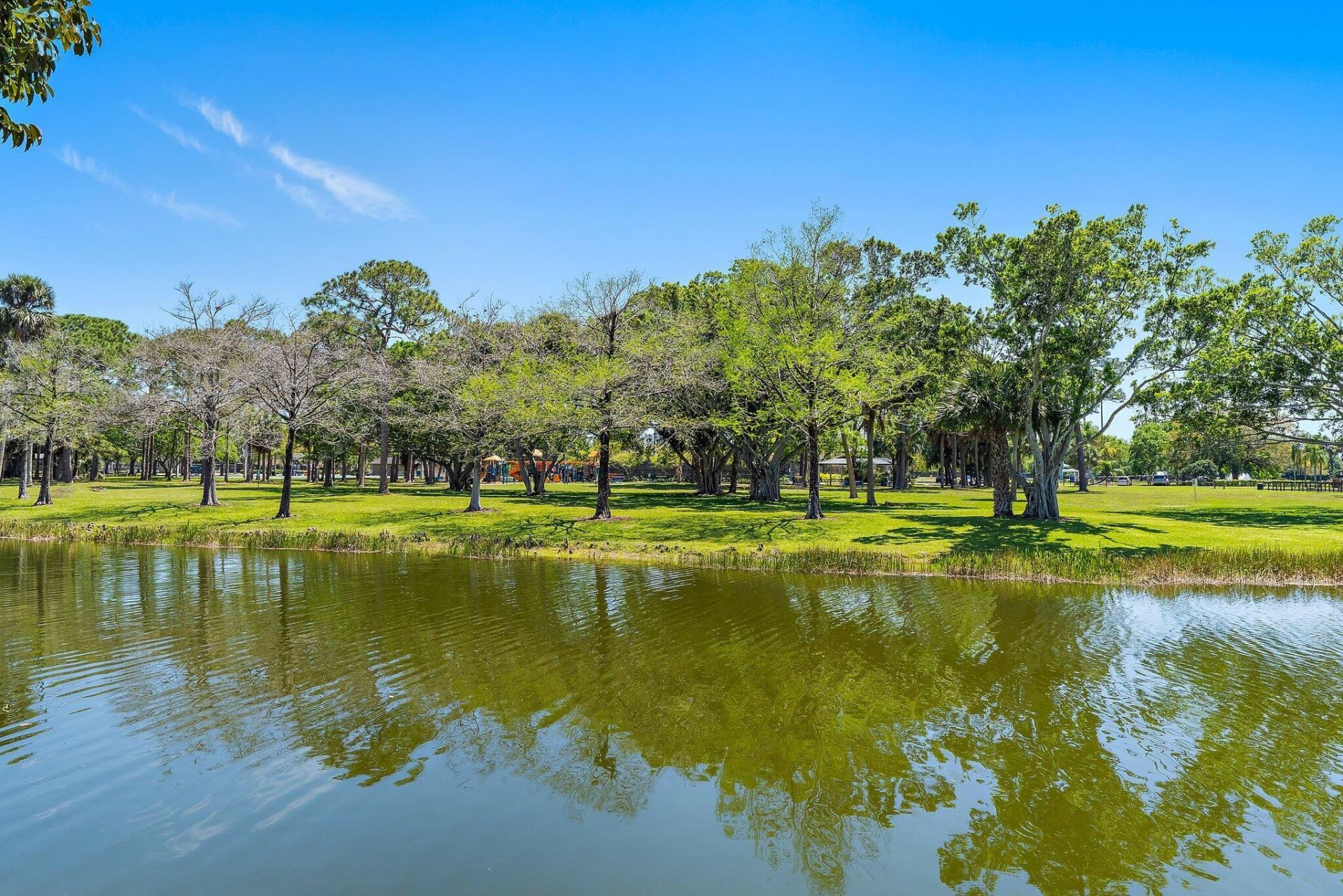 19 Lexington Lane W, Palm Beach Gardens, FL 33418 Photo