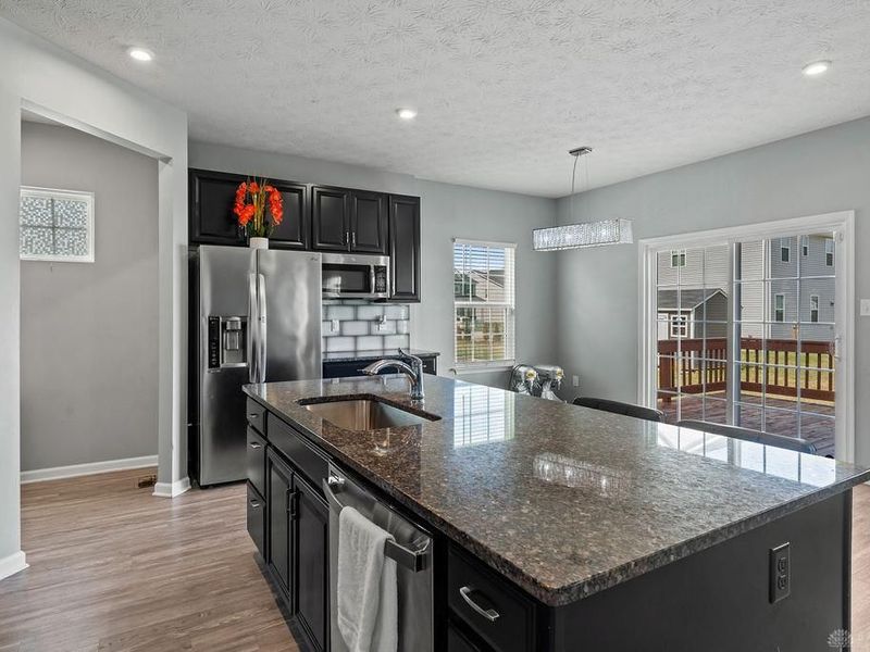 9184 Lakeside Street, Tipp City, OH 45371 Photo 12