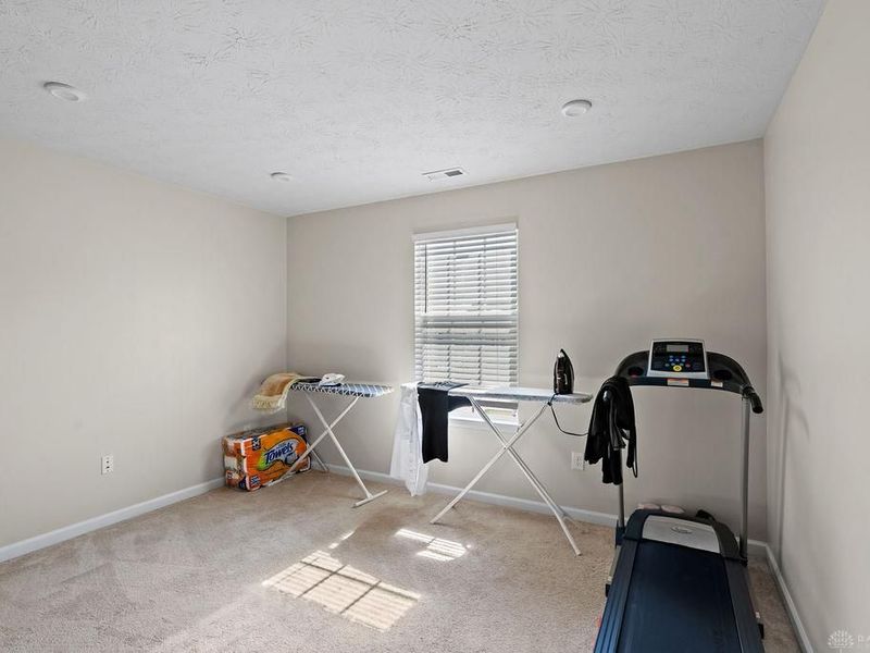 9184 Lakeside Street, Tipp City, OH 45371 Photo 17