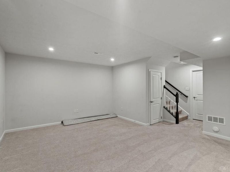 9184 Lakeside Street, Tipp City, OH 45371 Photo 28